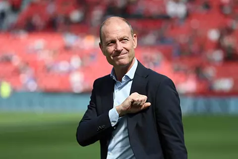 في 5 نقاط.. الأهلي يوضح أسباب اختيار المدير الفني ييس توروب